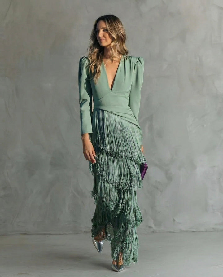 Avery ™– Elegant Midi Dress with Fringe Sleeves