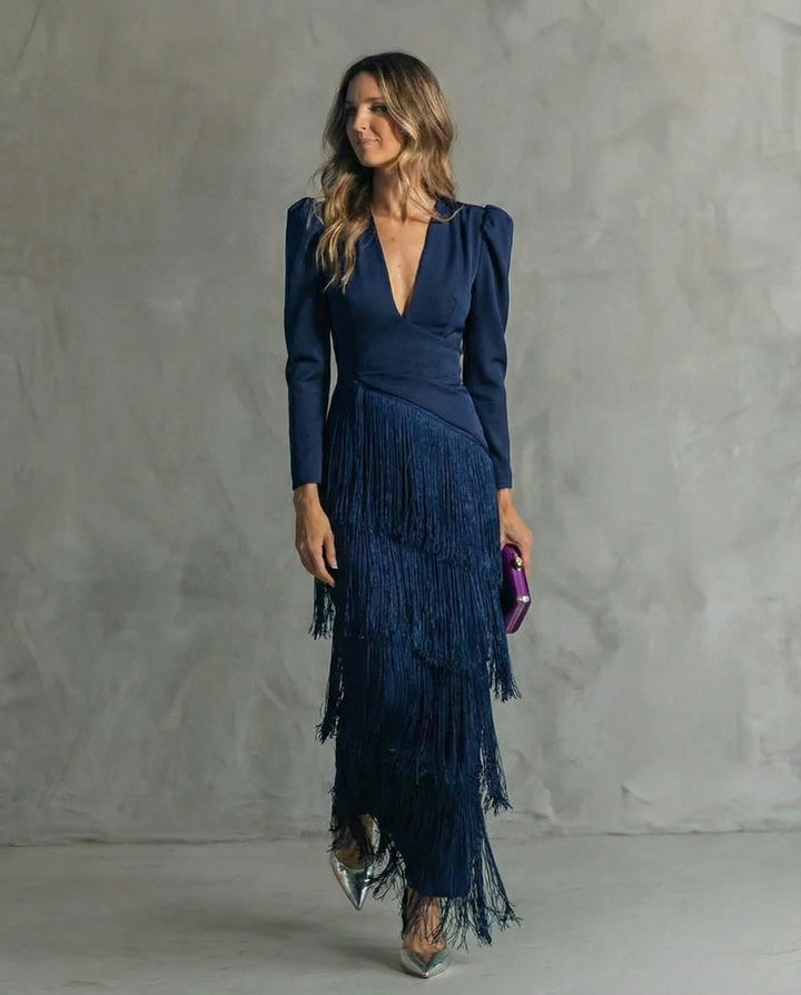Avery ™– Elegant Midi Dress with Fringe Sleeves