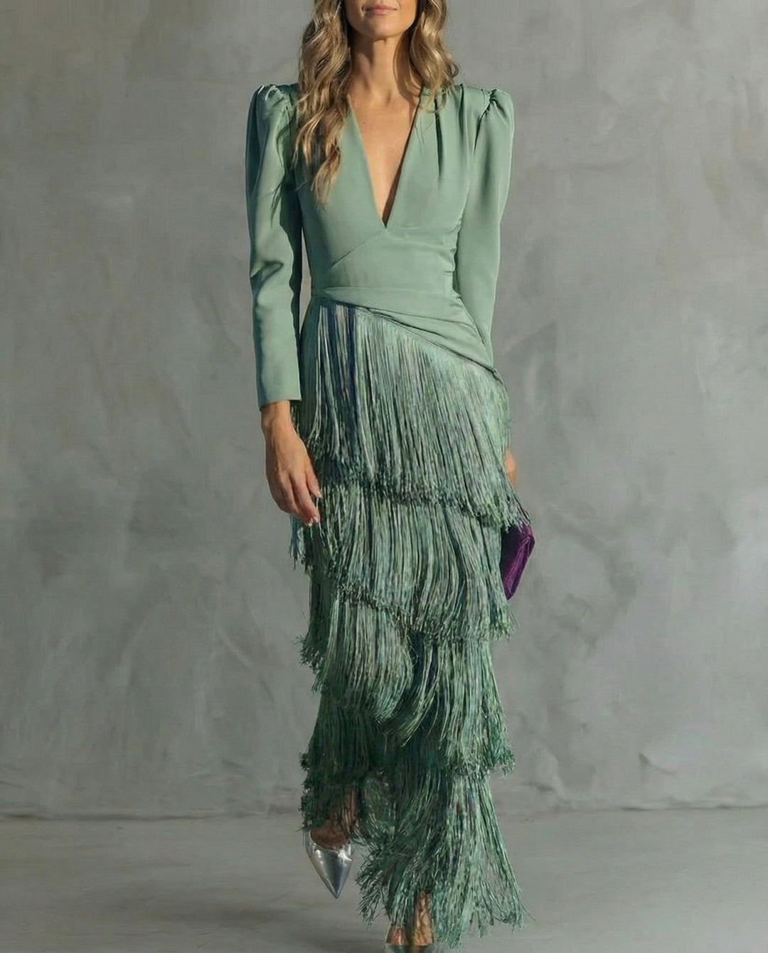 Avery ™– Elegant Midi Dress with Fringe Sleeves